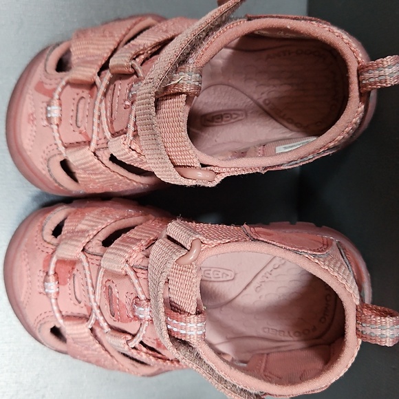 Keen Seacamp II CNX Kids Sandals - Pink - Picture 2 of 4